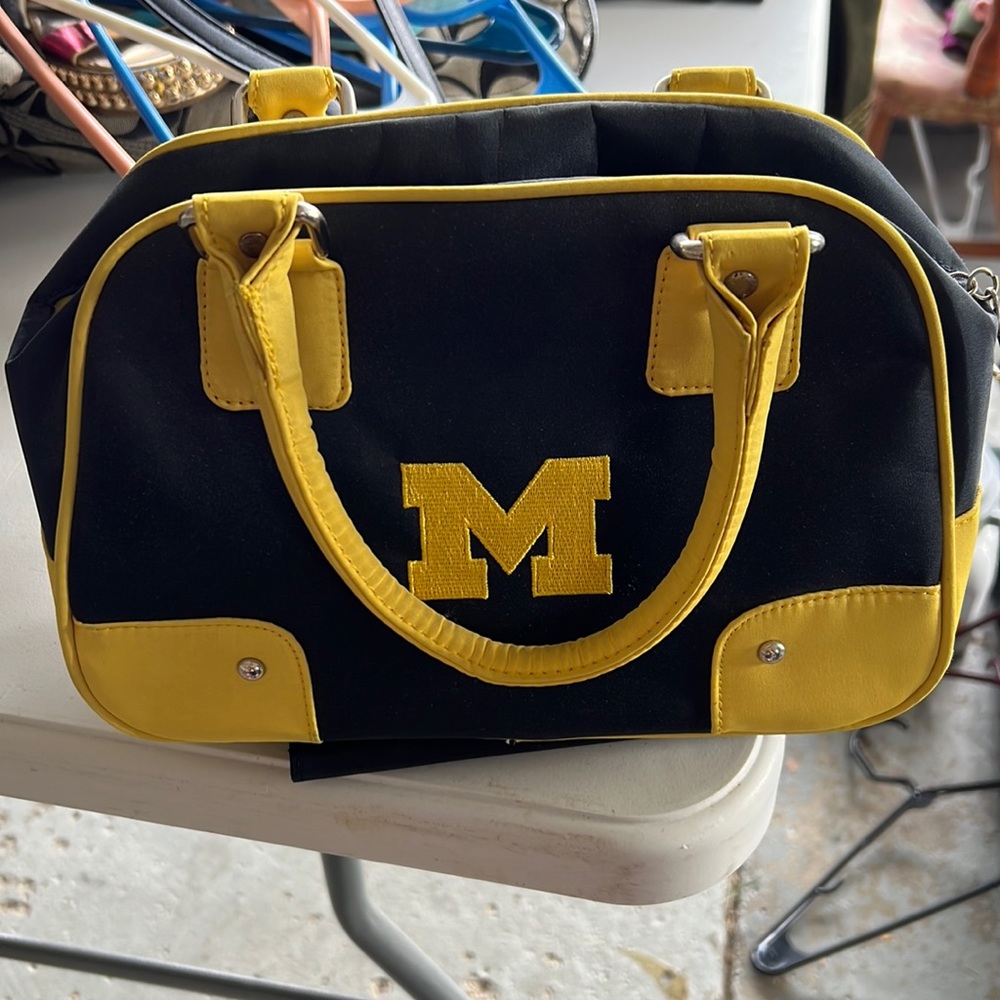 University of Michigan purse and wallet, new condition